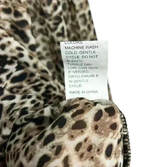 SHEIN Curve Leopard Print Long Sleeve Lightweight Button Down Top Women Size 4XL - Picture 6 of 7